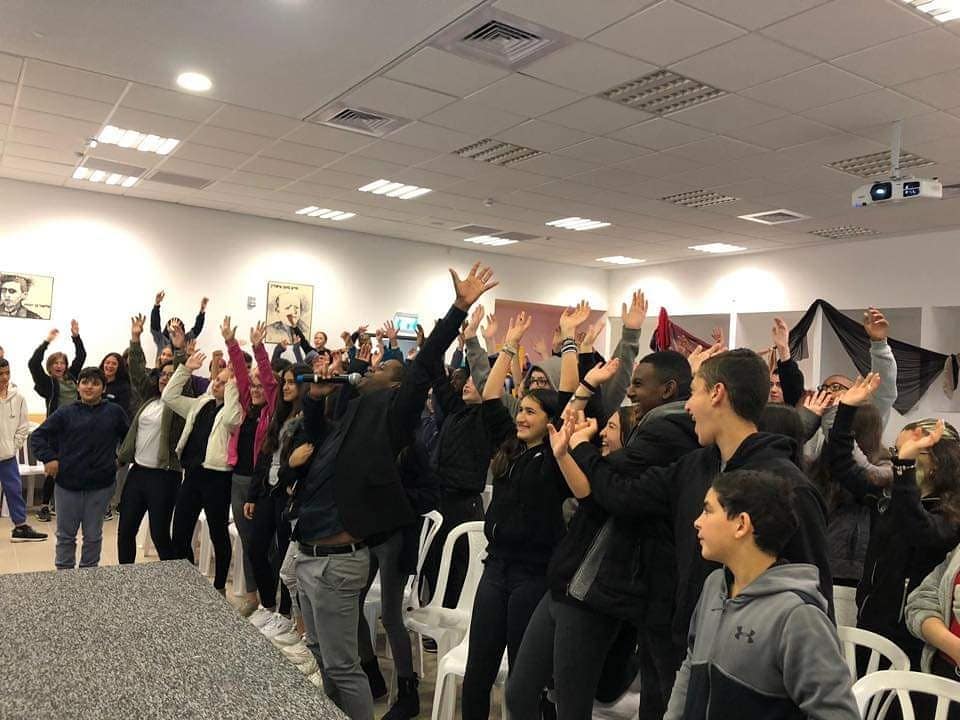 55726415_2062419840545045_7027169982110760960_n